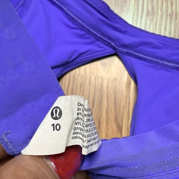 Lululemon All day Breeze Bra - Picture 5 of 5